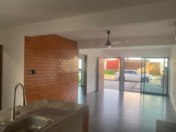 Casa en venta en Lomas de la Rioja, Alvarado — foto 3 de 6