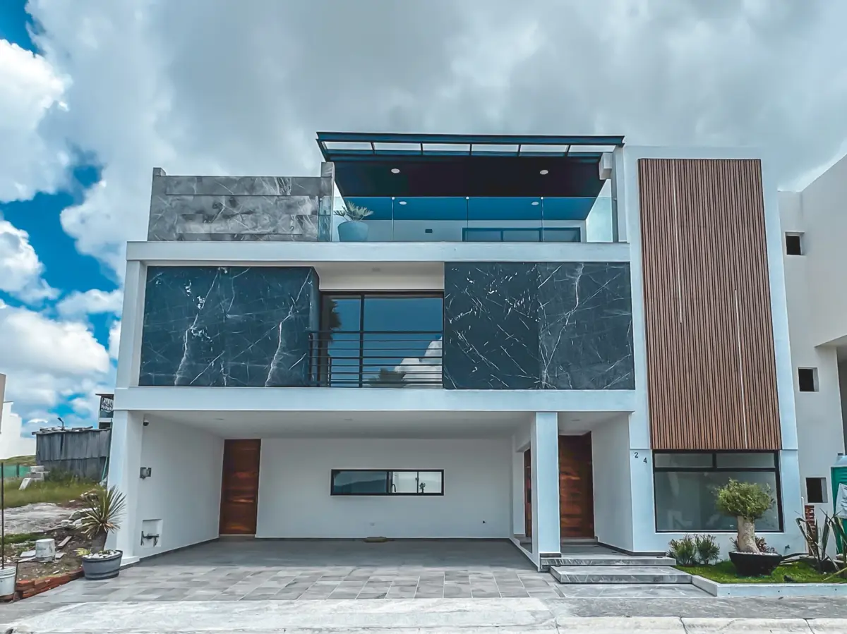 Casa en venta en Lomas de Angelópolis, Ocoyucan — foto 1 de 49