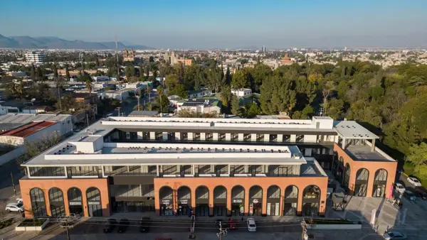 Locales Comerciales en Renta, Plaza Arcada, Saltillo Centro