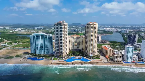 Departamento en venta en Marina Cerritos, Mazatlán — foto 2 de 47