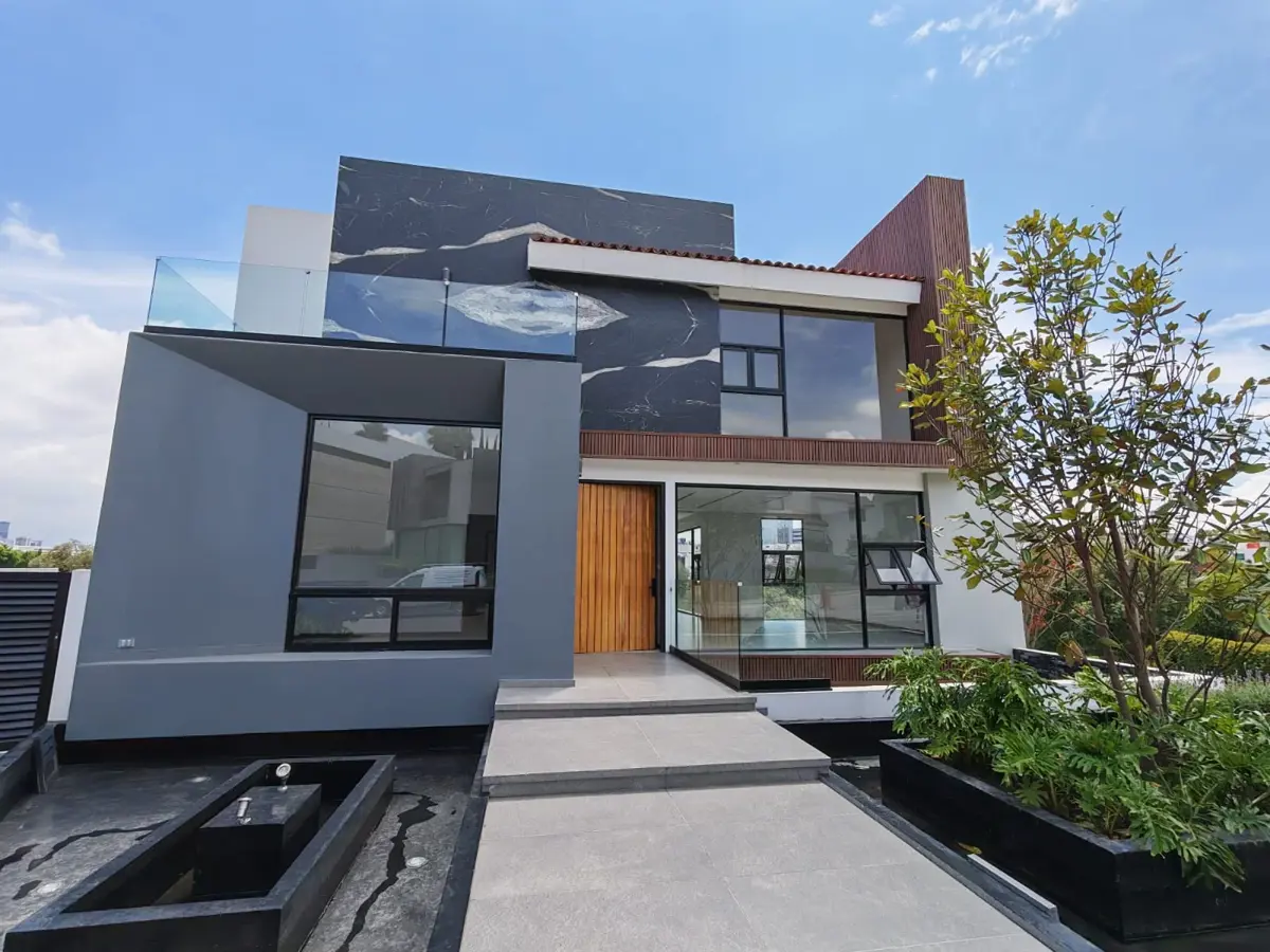 Casa en venta en La Vista Contry Club, San Andrés Cholula — foto 1 de 35
