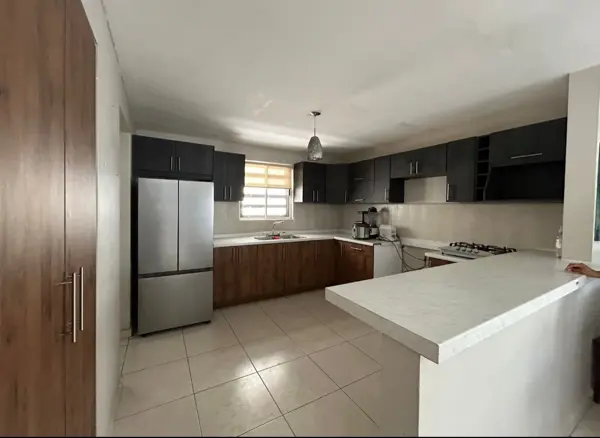 Casa en venta en Bosques del Rey, Guadalupe — foto 2 de 9