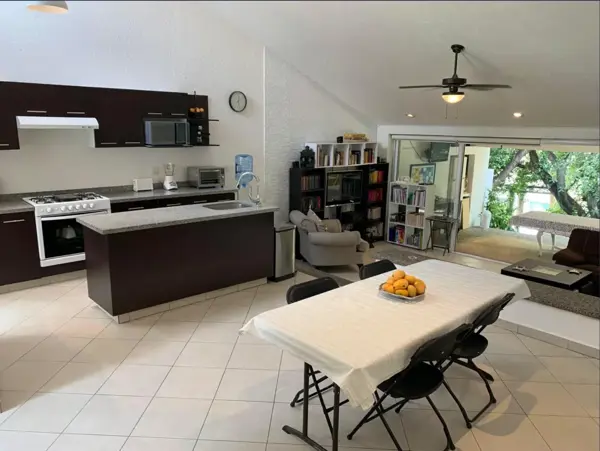 Casa en venta en Burgos Bugambilias, Temixco — foto 2 de 23