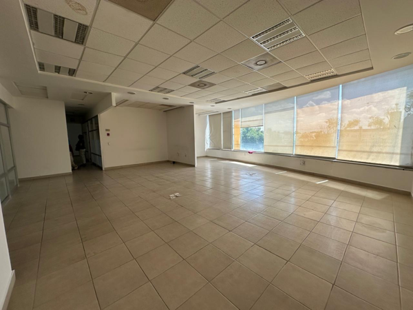 Oficina en Renta – Blvd. Independencia, Torreón, Coahuila.