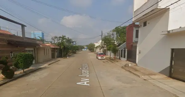 Casa en venta en Esfuerzo de los Hermanos Del Trabajo, Coatzacoalcos — foto 2 de 11