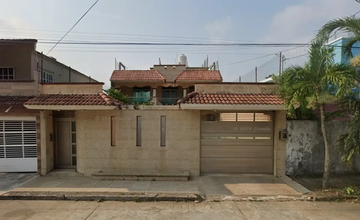 Casa en venta en Esfuerzo de los Hermanos Del Trabajo, Coatzacoalcos — foto 1 de 11