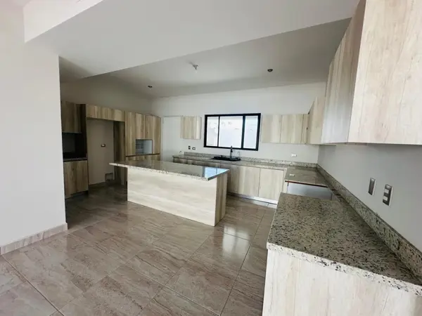 Casa en venta en Los Viñedos, Torreón — foto 2 de 15