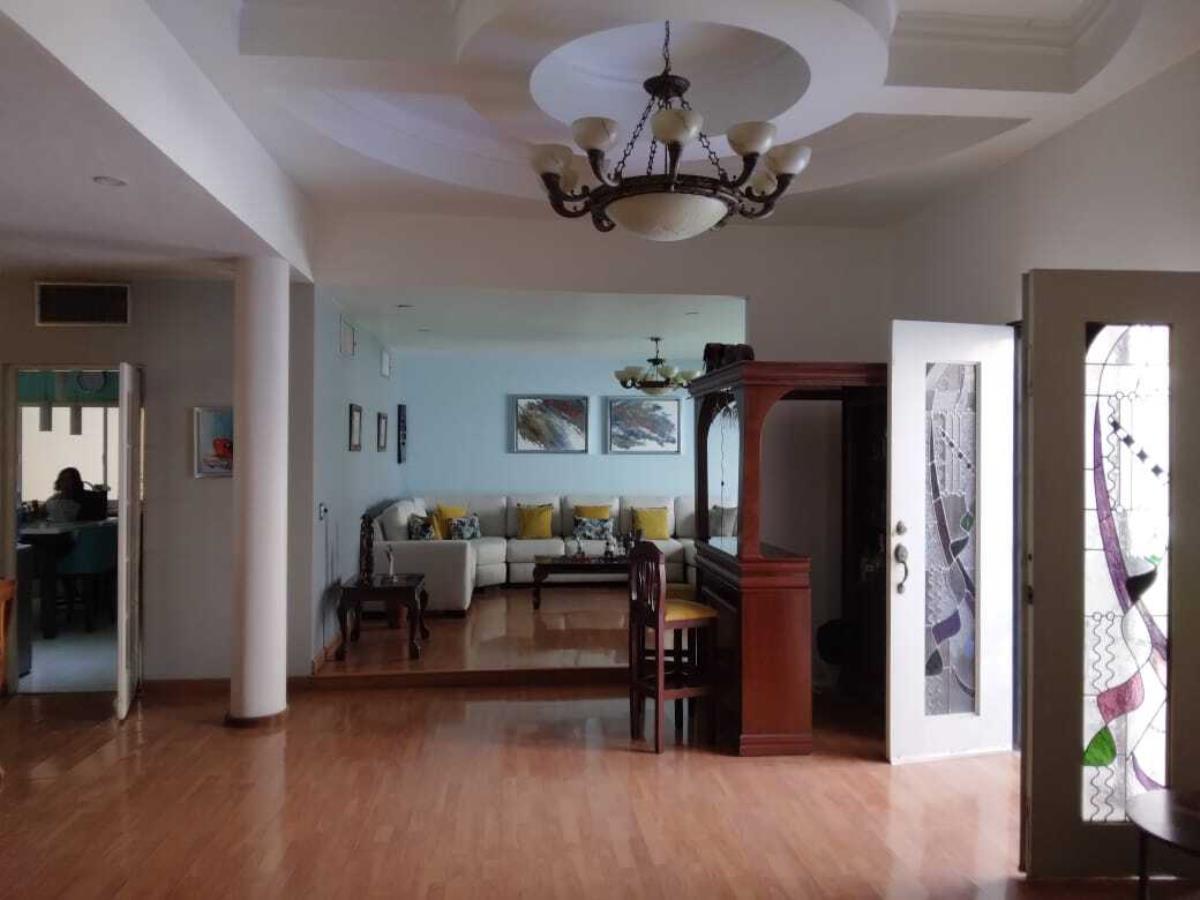 Vista 3 de RESIDENCIA EN VENTA EN RESIDENCIAL LOS FRESNOS TORREÓN, COAHUILA