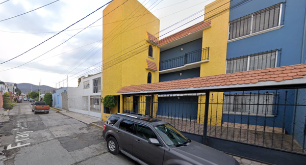 VENDO CASA EN BOULEVARES DE SAN FRANCISCO, PACHUCA-HGO
