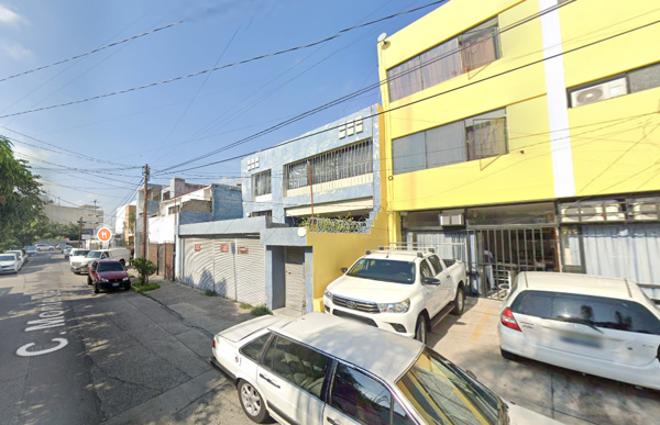 Casa en Venta en el Retiro, Gdl-jal