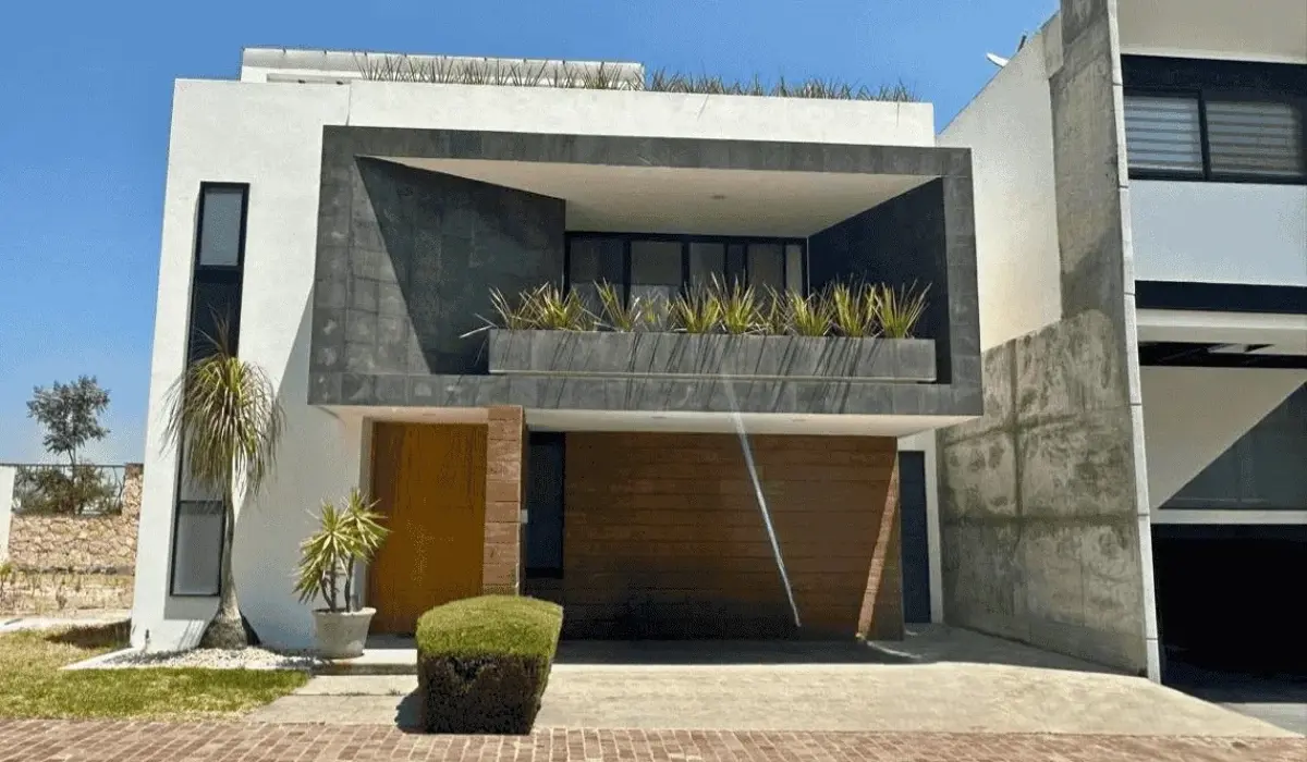 Casa en venta en Lomas de Angelópolis, Ocoyucan — foto 1 de 34