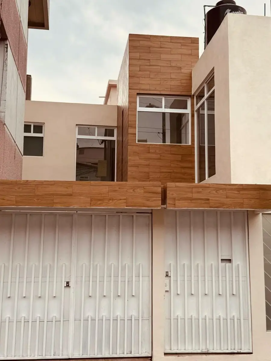 Casa en venta en Morelos 1a Sección, Toluca, México