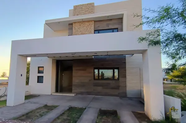 Casa en venta en Altozano la Nueva Laguna, Gómez Palacio — foto 2 de 16