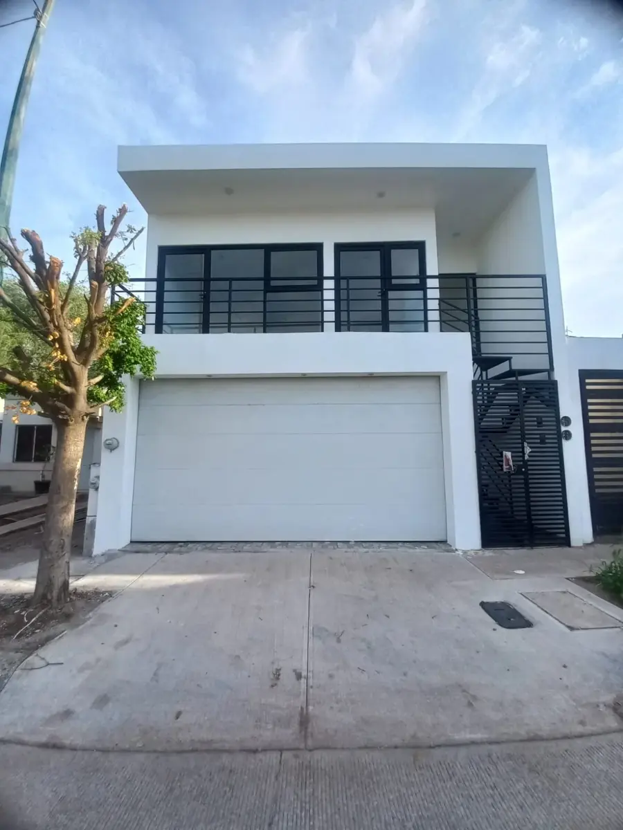 Casa en renta en Urbivilla del Prado, Culiacán — foto 1 de 17