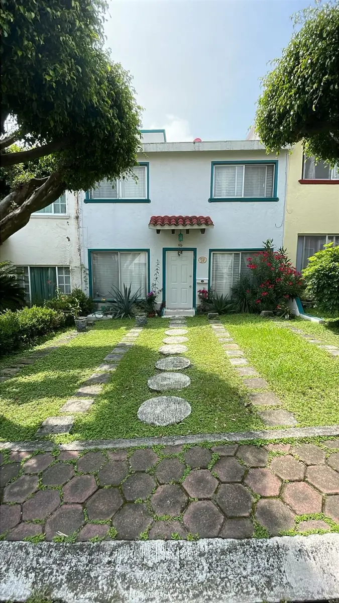 Casa en venta en Altavista, Cuernavaca — foto 1 de 13