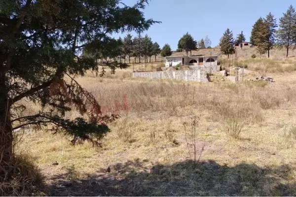 Terreno en venta en Santa Cruz Atzcapotzaltongo, Toluca — foto 2 de 4