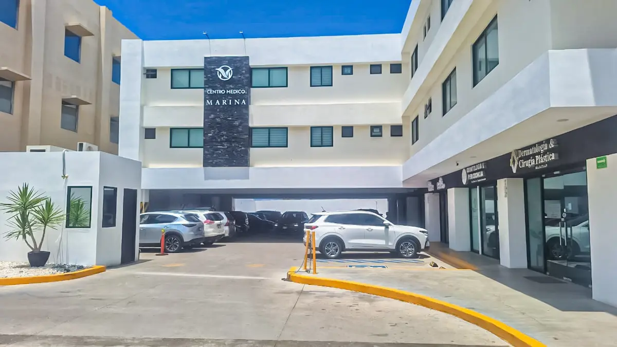 Consultorio en renta en Marina Mazatlan, Mazatlán — foto 1 de 18