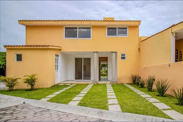 INFORMES:  55 46 69 78 38

CASA NUEVA 
Fracc. “Club Residencial Paraiso”  frente Sumiya Cuernavaca.