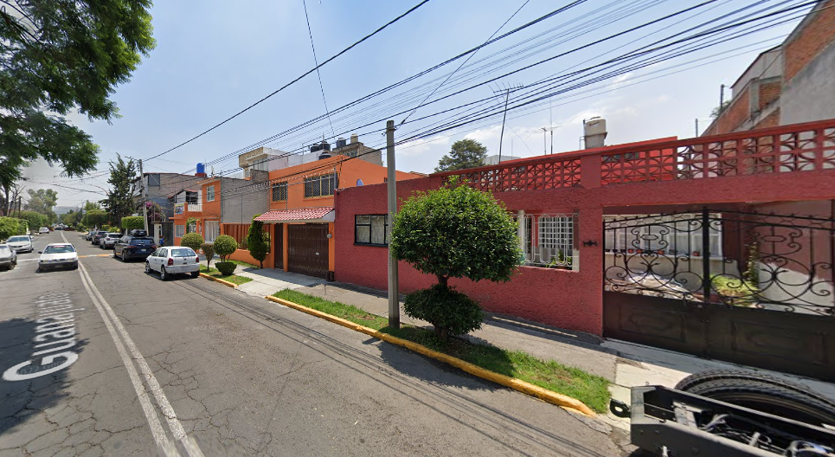 Casa en venta en Valle Ceylan, Tlalnepantla de Baz — foto 1 de 10