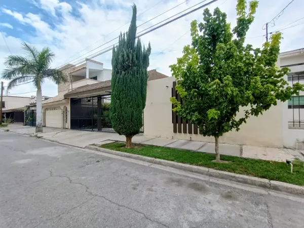 Casa en venta en El Campestre, Gómez Palacio — foto 3 de 35