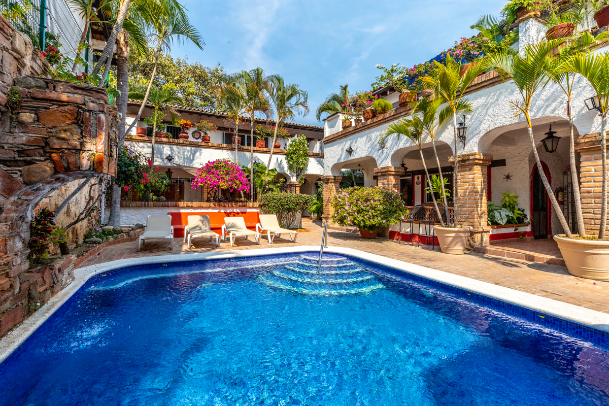 Departamento en venta en Zona Hotelera Norte, Puerto Vallarta