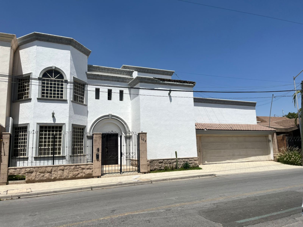 Casa en Venta - Colonia
Campestre La Rosita, Torreón