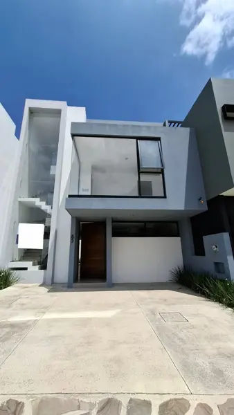 Casa nueva en Valle Imperial