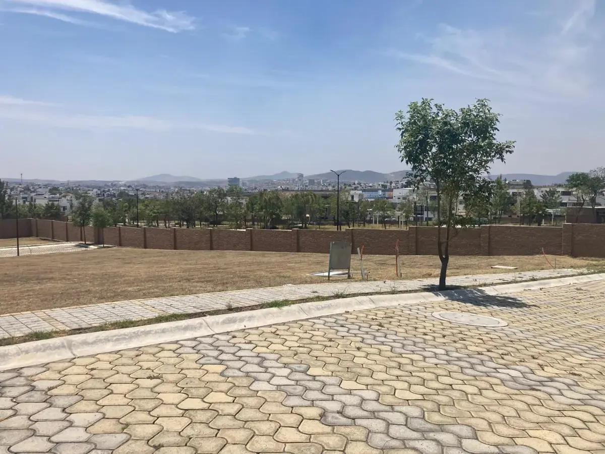 Terreno en venta en Lomas de Angelópolis, San Andrés Cholula — foto 1 de 5