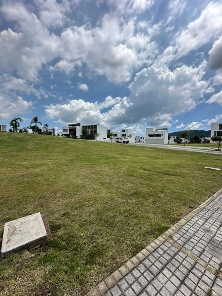 Terreno en venta en Lomas de Angelópolis, San Andrés Cholula — foto 3 de 4
