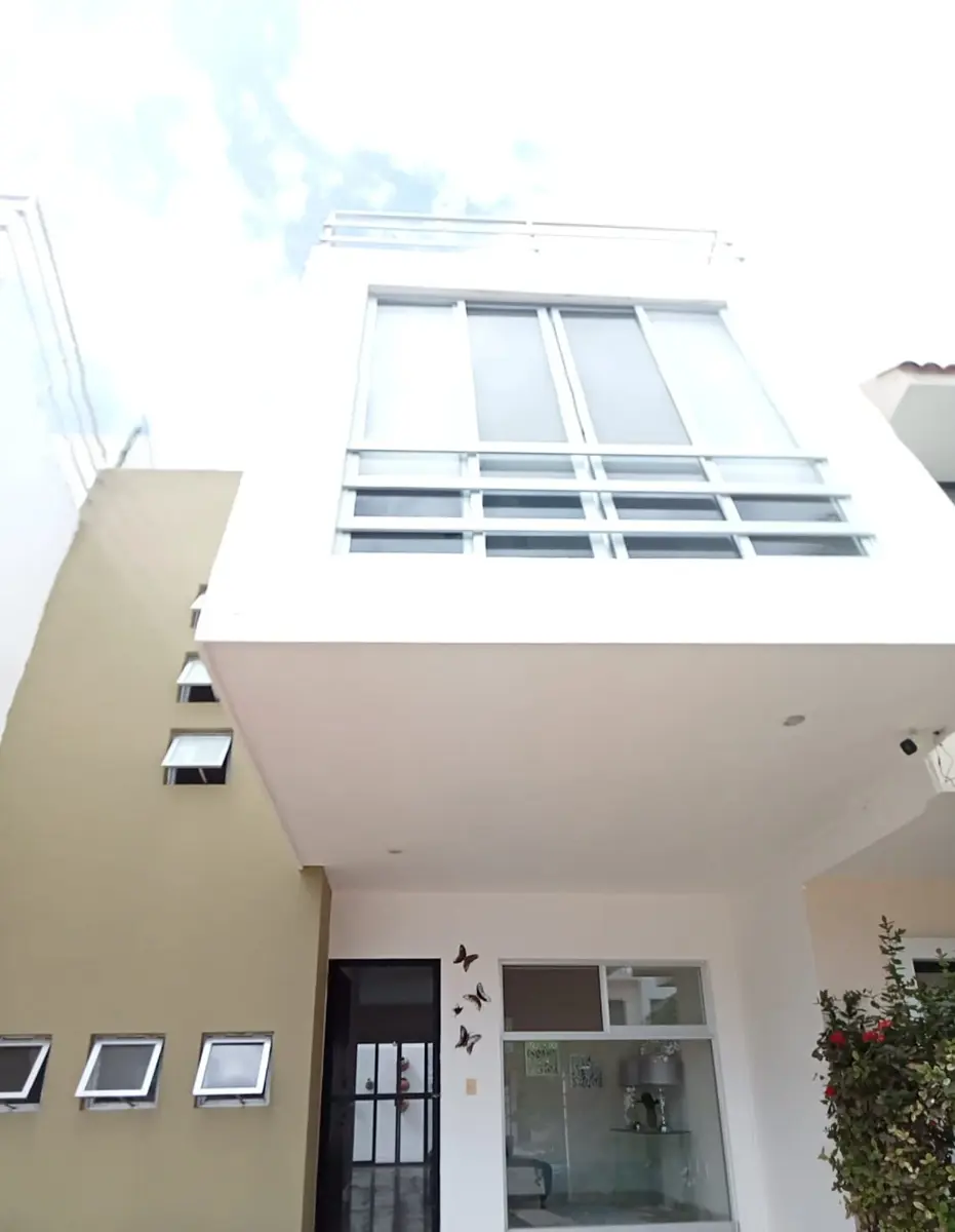 Casa en venta en El Cantil, Solidaridad — foto 1 de 9