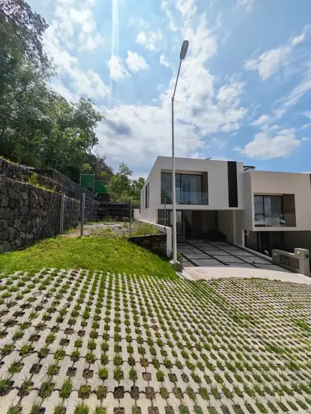 Casa en Venta – Vista Verde Precio: $5,650,000