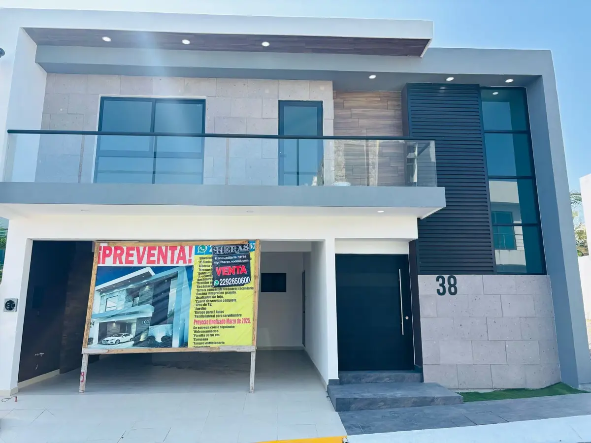 Casa en venta en Las Lomas Residencial, Alvarado — foto 1 de 17