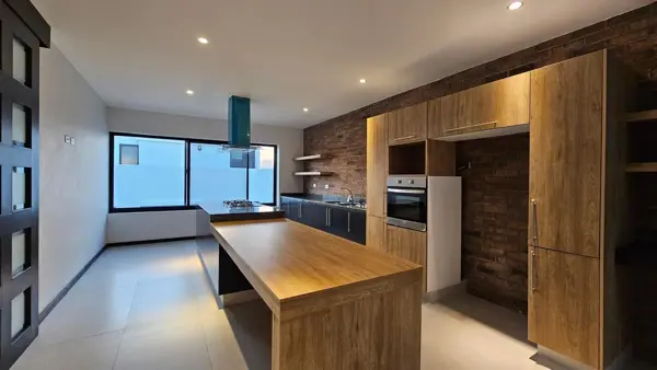 Casa en venta en Lomas de Angelópolis, Ocoyucan — foto 2 de 51