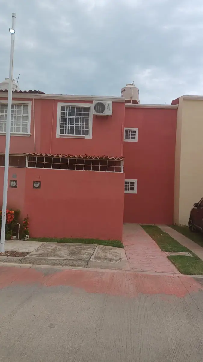 Casa en venta en Llano Largo, Acapulco de Juárez — foto 1 de 26