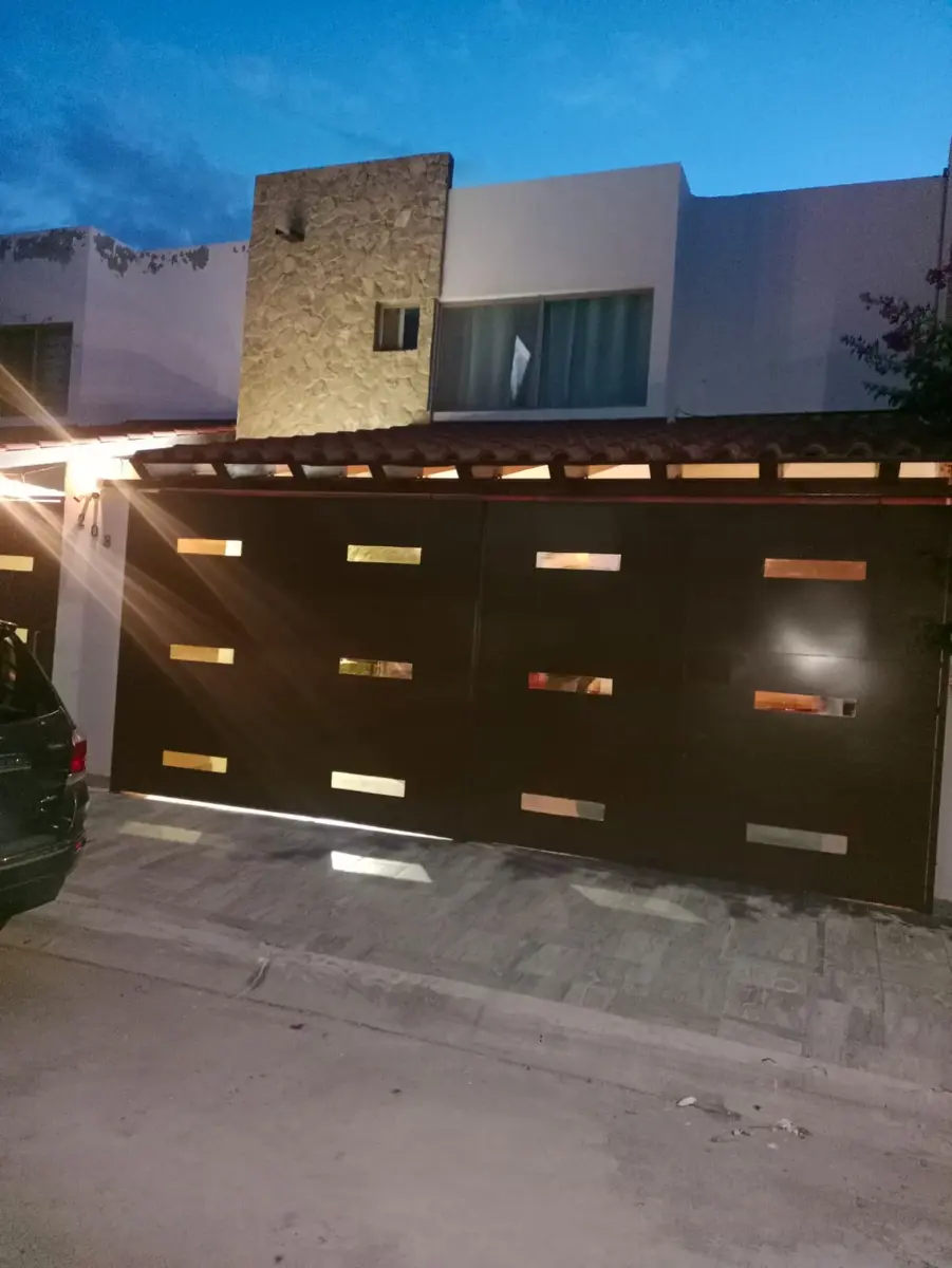 Casa en venta en Los Viñedos, Torreón — foto 1 de 14