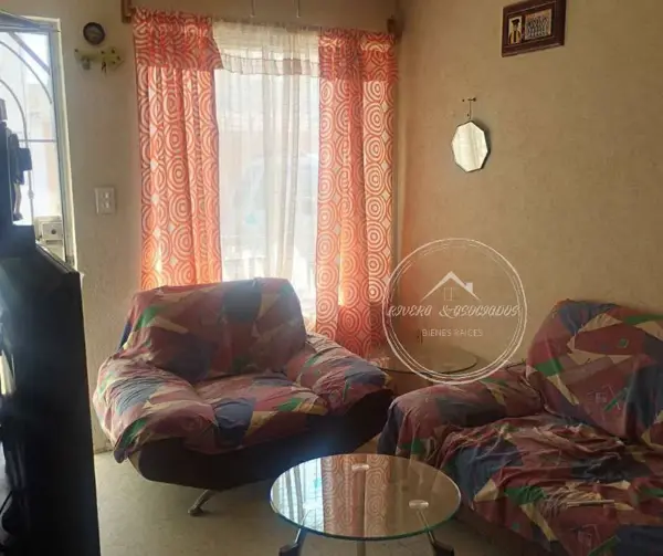 Casa en venta en Los Héroes Tecámac II, Tecámac — foto 2 de 10