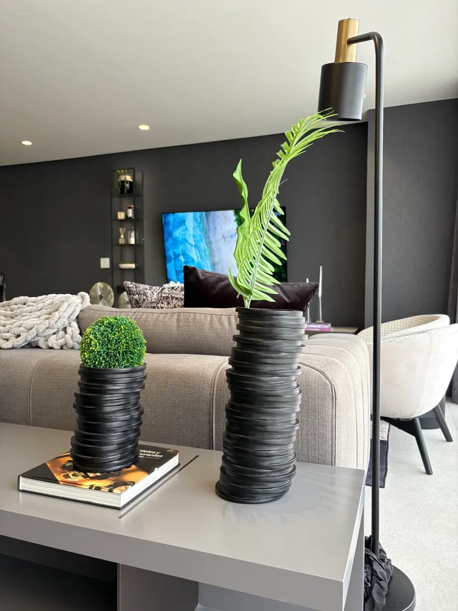 Vista 2 de Depa de 2 recámaras en venta en Realeza Bosque Real