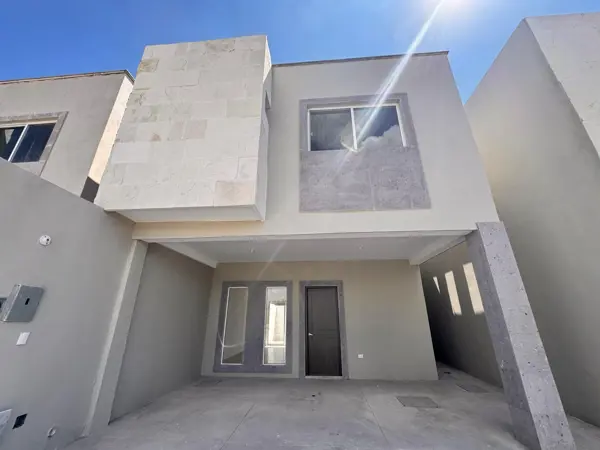 Casa en venta en Villa California, Torreón — foto 2 de 20
