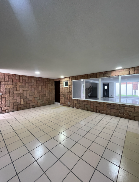 Casa en venta en Presidentes Ejidales 1a Sección, Coyoacán — foto 2 de 18