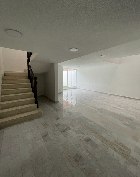 Casa en venta en Presidentes Ejidales 1a Sección, Coyoacán — foto 3 de 18