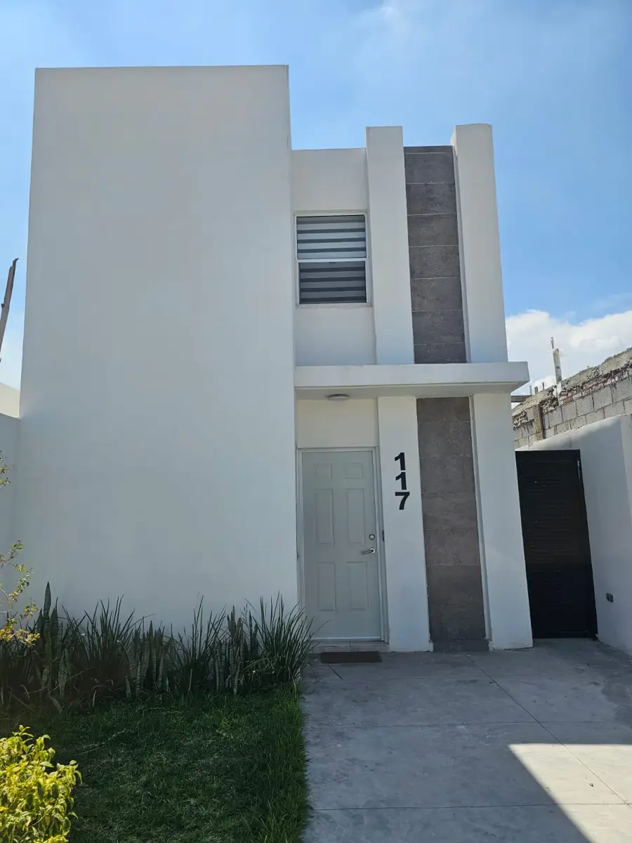 CASA EN VENTA EN FRACC. VILLA D NOGAL, GÓMEZ PALACIO, DURANGO CASA EN VENTA EN FRACC. VILLA D NOGAL, GÓMEZ PALACIO, DURANGO