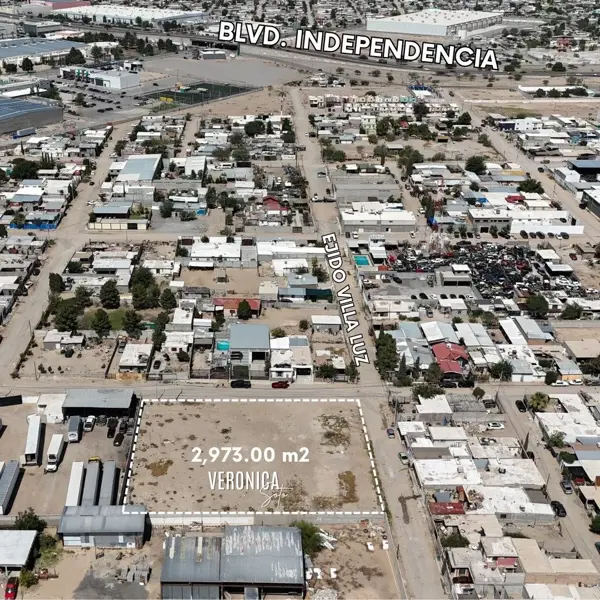 Terreno en venta – Zona industrial y comercial
