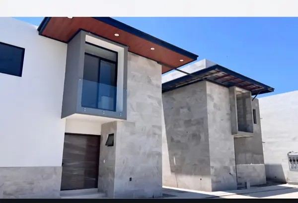 Town House en Venta en Viñedos