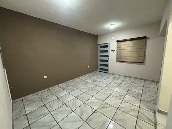 CASA EN RENTA EN PARRAS, COAHUILA