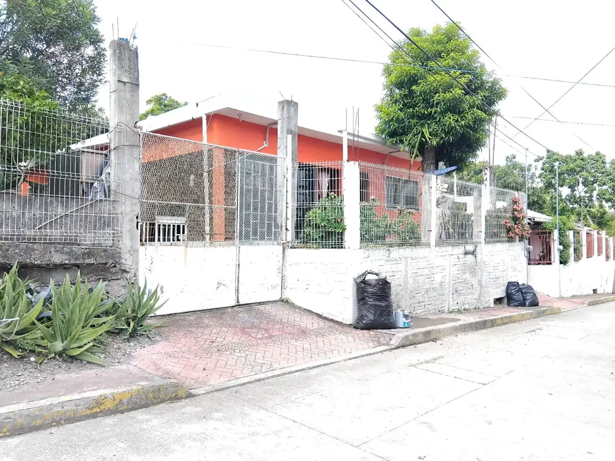 Casa en renta en Coatzintla Centro, Coatzintla — foto 1 de 37