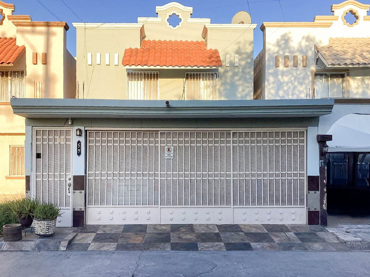 Casa en Venta en Cerradas Quintas Lerdo con Seguridad y Amenidades Casa en Venta en Cerradas Quintas Lerdo con Seguridad y Amenidades