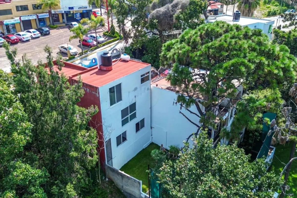 Casa en venta en Lomas de Tzompantle, Cuernavaca — foto 1 de 19
