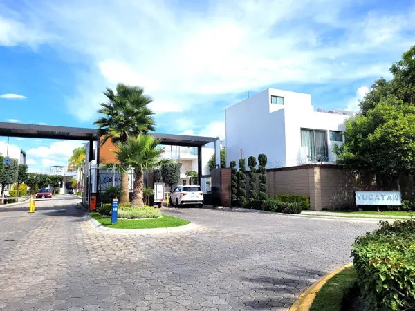 Casa en venta en Lomas de Angelópolis, San Andrés Cholula — foto 2 de 18