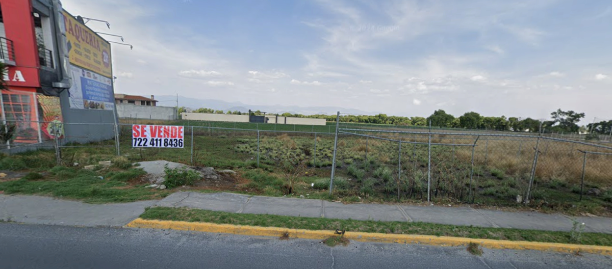 Terreno en venta en Llano Grande (El Salitre), Metepec
