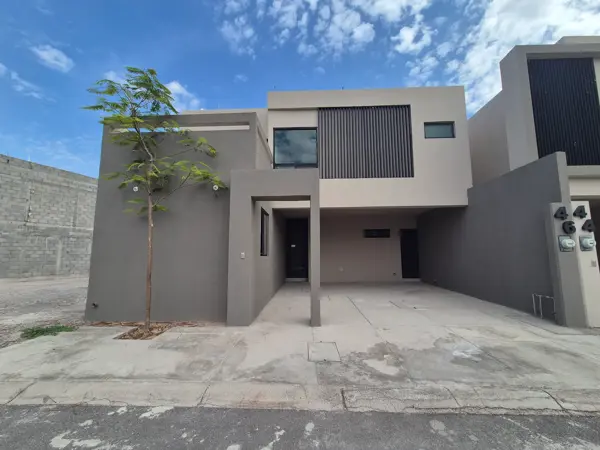 Casa en venta en Las Trojes, Torreón — foto 2 de 22